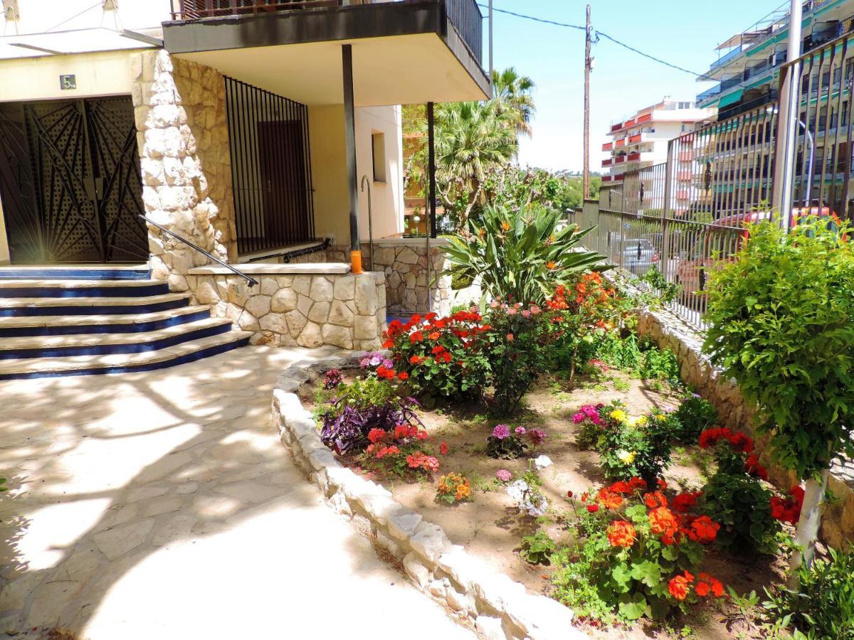 Apartment In Salou Next To The Beach For Families,Wifi Екстер'єр фото