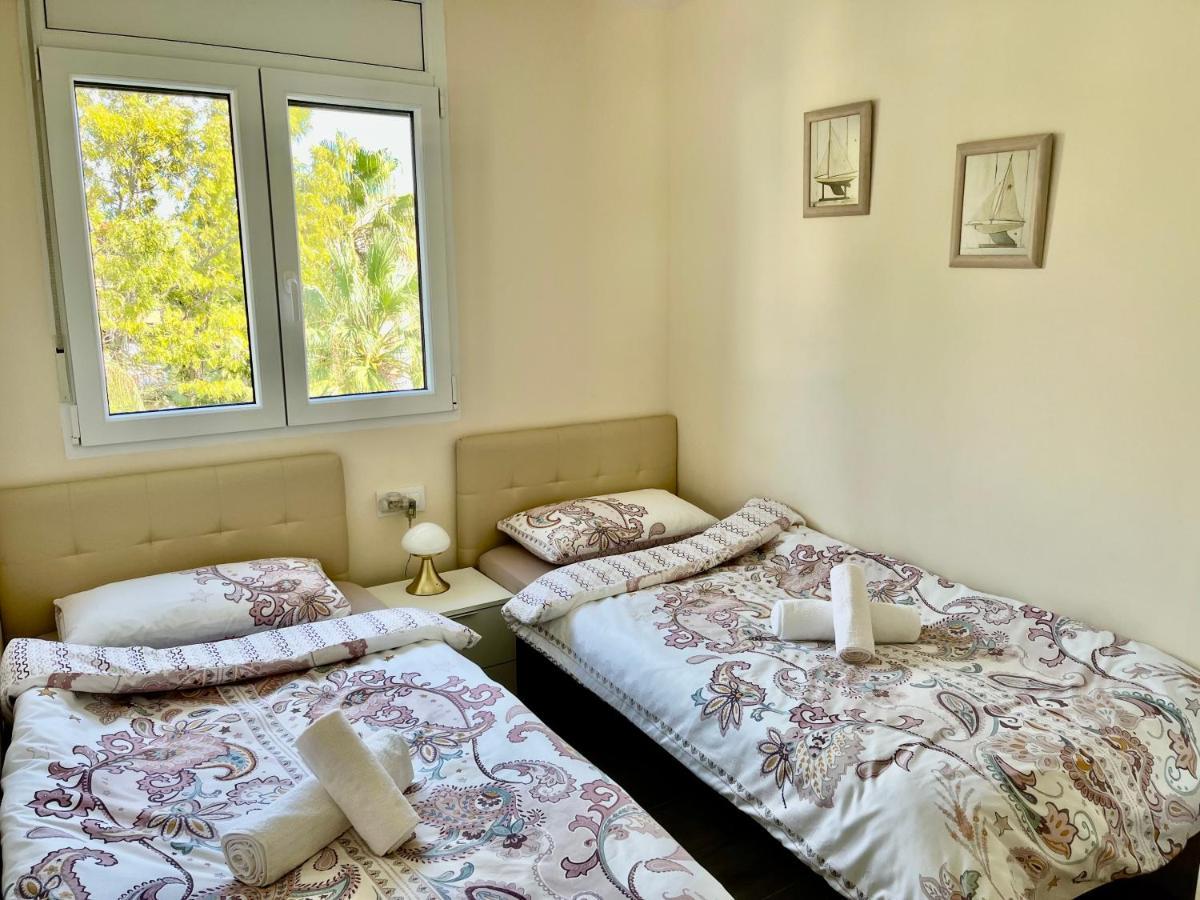 Apartment In Salou Next To The Beach For Families,Wifi Екстер'єр фото
